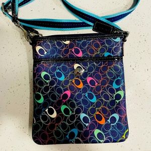Original  crossbody coach for sale never use but w/ no tags